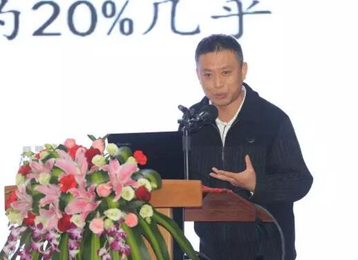 2月3日，365beat体育集团2017年工作汇报暨2017年年度表彰大会在厦门环球会展中心B6厅隆重举行，来自集团本部、厦门大学附属厦门眼科中心、厦门欧华控股集团等1300余名员工与关心、支持365beat体育发展的嘉宾欢聚一堂，共同总结2017年工作经验，展望2018年美好未来11.jpg