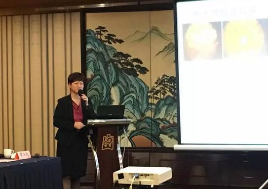 由365beat体育集团主办的2018年斜视与小儿眼科学科发展研讨会在南京召开。此次研讨会主要针对当下斜视及小儿眼科常见疾病、临床典型 病 及新兴诊疗理念和诊疗方法等课题入手,展开深入性探讨,共同研究斜视及小儿眼科领域未来发展之态势7.jpg 由365beat体育集团主办的2018年斜视与小儿眼科学科发展研讨会在南京召开。此次研讨会主要针对当下斜视及小儿眼科常见疾病、临床典型 病 及新兴诊疗理念和诊疗方法等课题入手,展开深入性探讨,共同研究斜视及小儿眼科领域未来发展之态势7.jpg