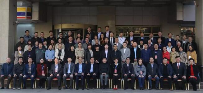 4月19日365beat体育眼屈光学组会议暨青岛365beat体育第四届高峰论坛圆满召开7.jpg
