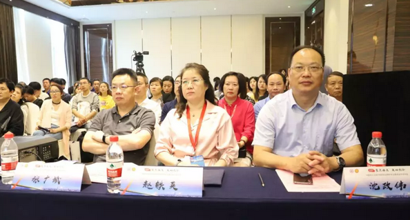 中国非公协会眼科专委会2019学术年会在沪举行 365beat体育专家团队大放异彩16.png