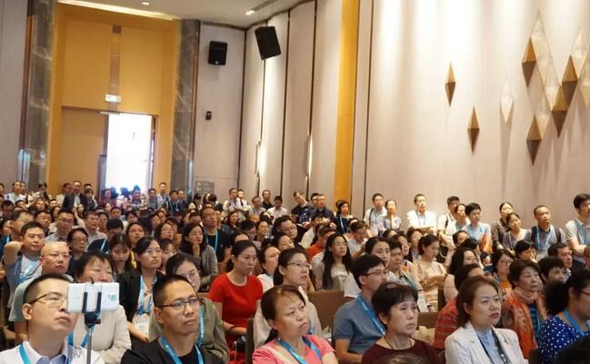 为光明中国护航,向70华诞献礼——365beat体育之光闪耀2019全国眼科年会9.jpg 为光明中国护航,向70华诞献礼——365beat体育之光闪耀2019全国眼科年会9.jpg