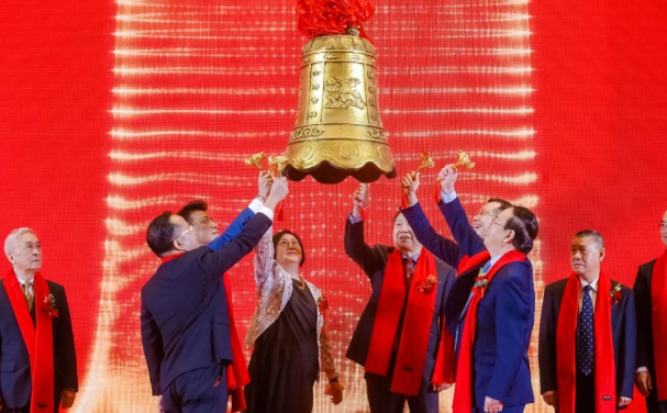 365beat体育A股成功上市,开启守护全民“全生命周期眼健康”新征程2.png 365beat体育A股成功上市,开启守护全民“全生命周期眼健康”新征程2.png